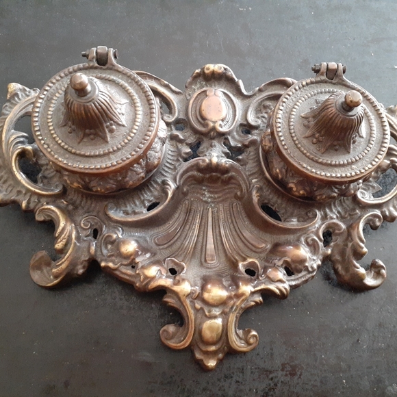 STUNNING Antique Ornate Bronze Art Nouveau Depose Double inkwell - Picture 5 of 5